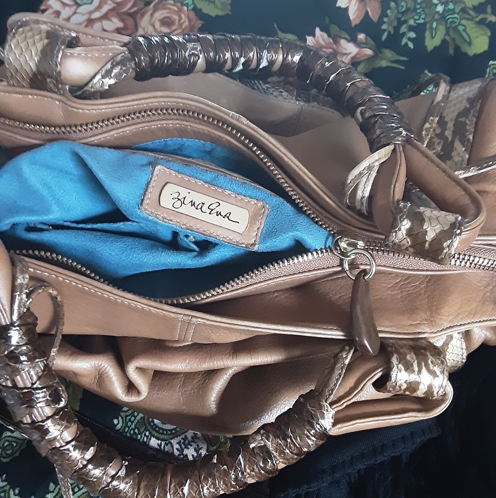 ZENA EVA HOBO BAG - Picture 3 of 10